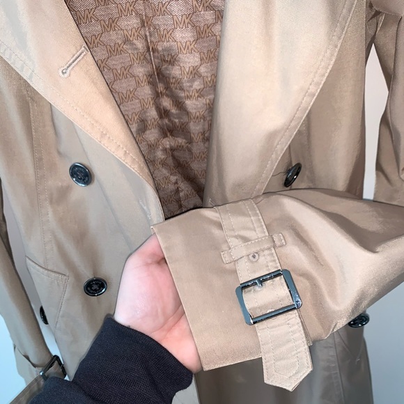 Michael Kors rain coat - Picture 5 of 6